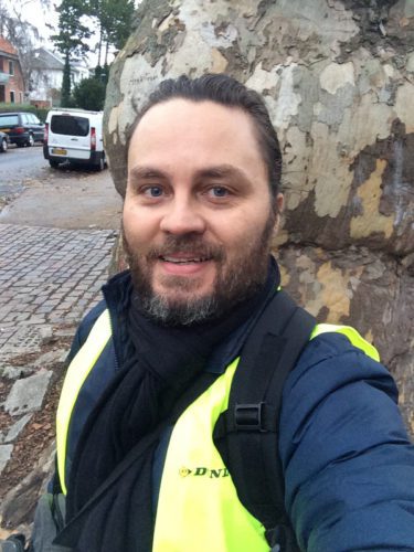 Per Brændgaard i en gul vest