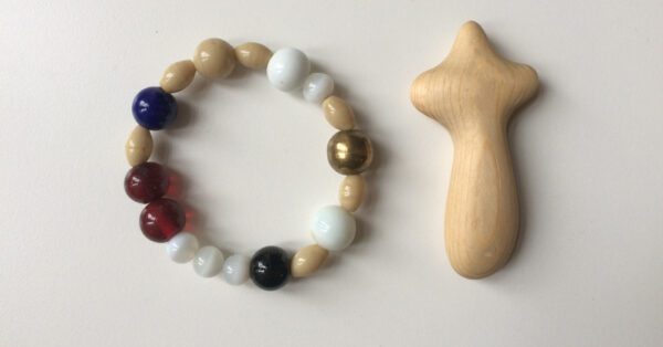 Kristuskrans og krammekors til påsken.